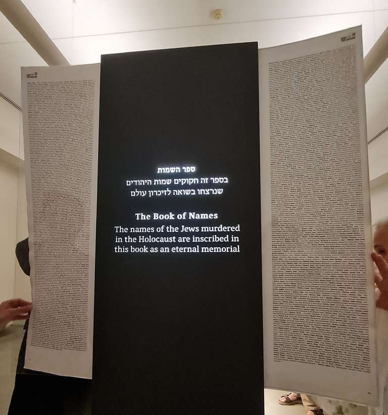 Yad Vashem - V. Boudou -DAVAR